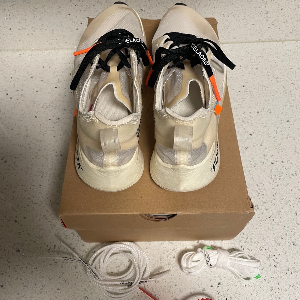 Nike Off-White x Zoom Fly The 10 - Picture 4 of 12